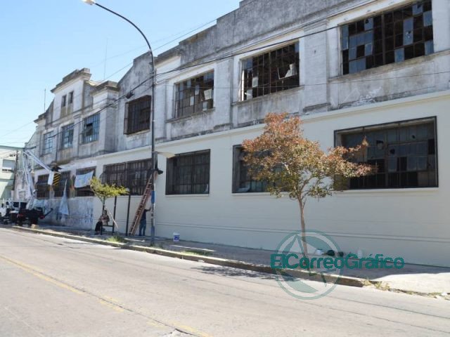 Maquillaje de pintura en la ex Hilandería