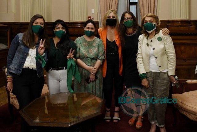 El Senado legalizó la IVE con una diferencia de nueve votos