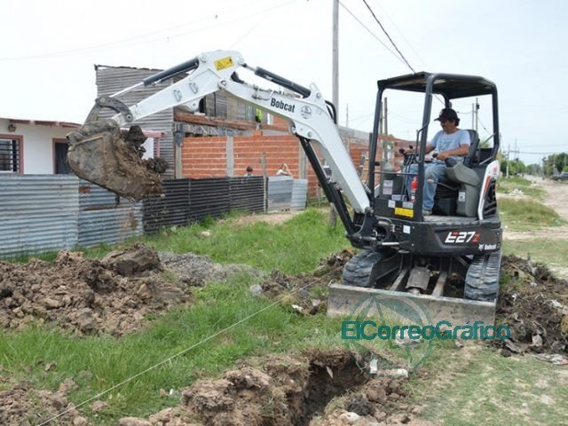 Trabajos hidráulicos en barrios de La Franja