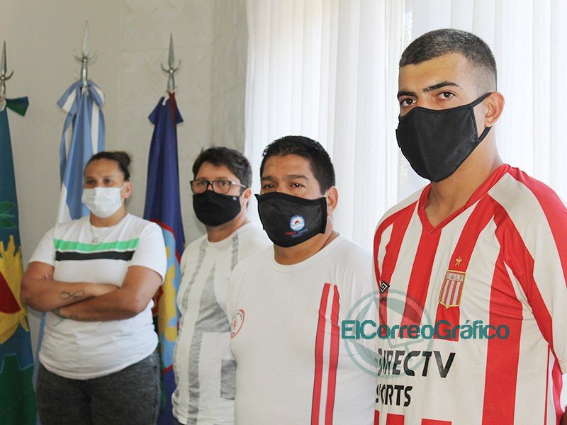 Cagliardi hizo reconocimientos a Clubes Deportivos por un video 3