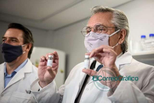 Fernandez en la UNSAM donde fabrican el suero hiperinmune anti COVID 19 3