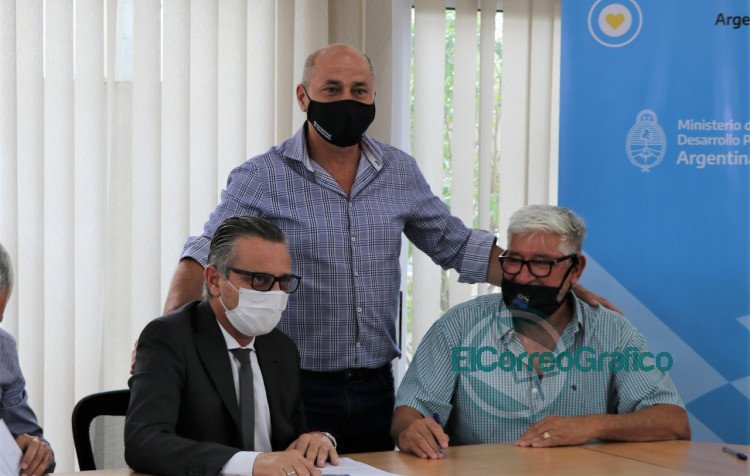Más de $40 millones al Astillero Río Santiago para potenciar su producción Mas de 40 millones al Astillero Rio Santiago para potenciar su produccion 5