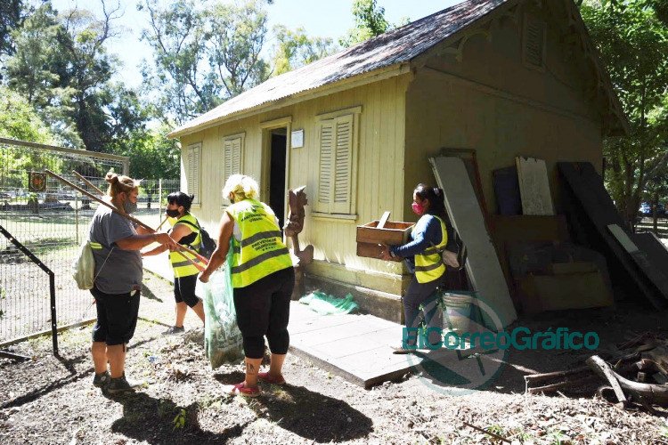 Restauran la historica casilla de Benoit en Parque Saavedra y crearan un hospital de esculturas 1