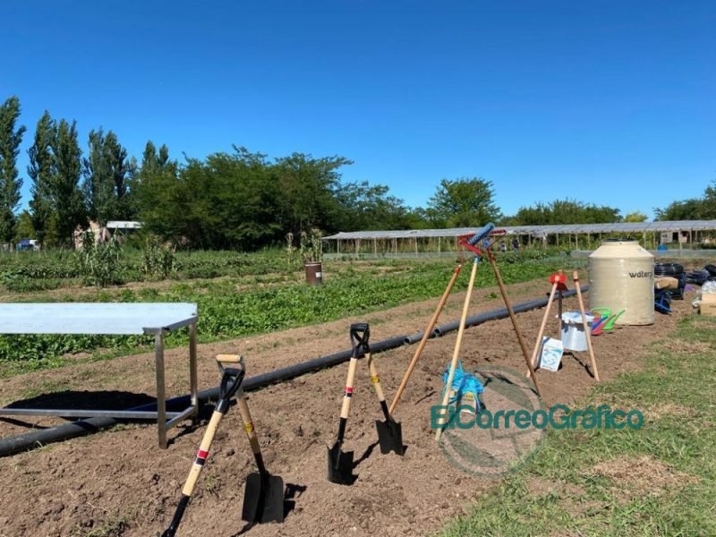 Economia Popular entrego insumos para organizaciones agrarias campesinas 2