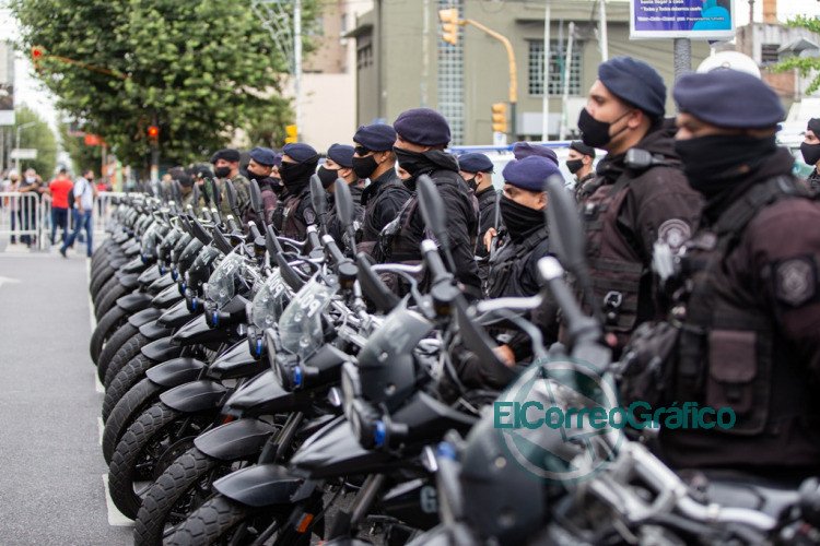 Kicillof Berni y Espinoza pusieron en marcha nuevos patrulleros para La Matanza 4
