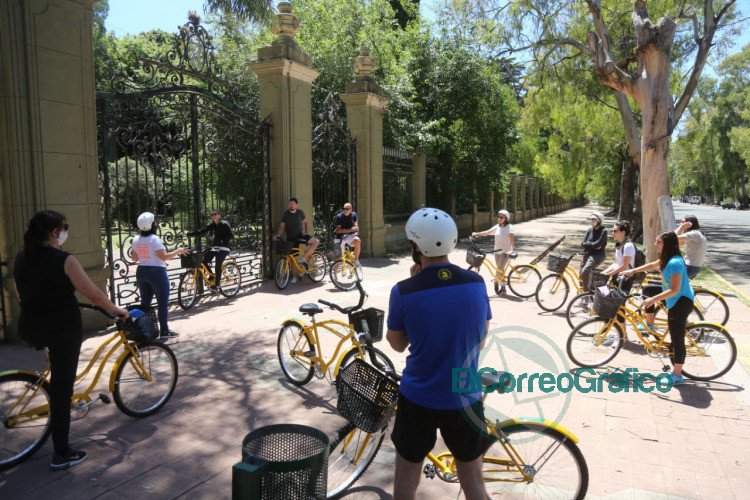 La Plata circuitos turisticos en bicicleta1
