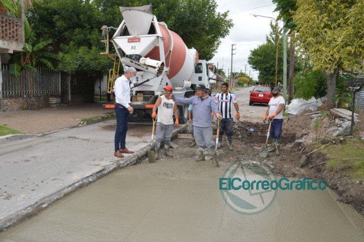 Mejoramientos sobre los baches la calle 17 Mejoramientos sobre los baches la calle 17 01