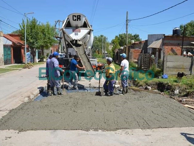 Se continua el tapado de baches en Berisso