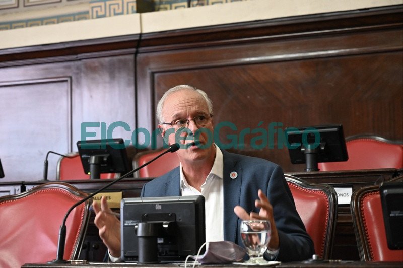 Bianco presentó el informe del Ejecutivo ante la Bicameral de la Legislatura Bianco presento el informe del Ejecutivo ante la Bicameral de la Legislatura 03