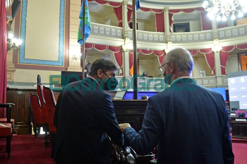 Bianco presentó el informe del Ejecutivo ante la Bicameral de la Legislatura Bianco presento el informe del Ejecutivo ante la Bicameral de la Legislatura 13