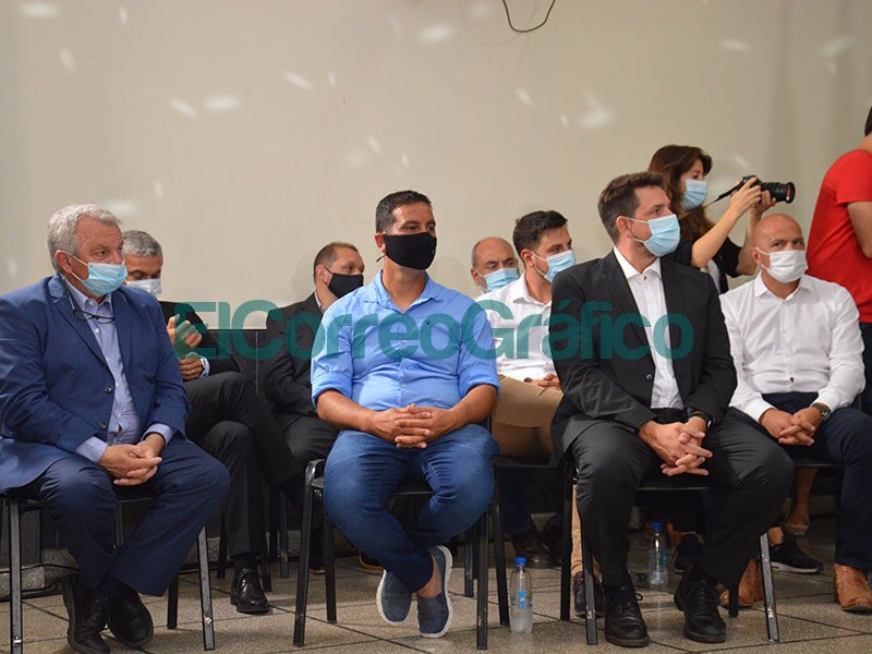 Cagliardi chapurreo mucho en su discurso de apertura de Sesiones Ordinarias del Concejo Deliberante 8