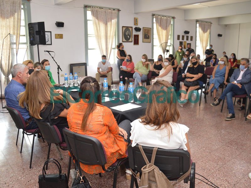 Cagliardi presento el protocolo de intervencion ante la violencia de genero 1