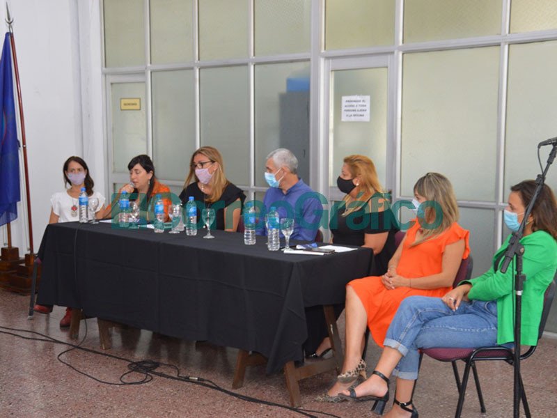 Cagliardi presento el protocolo de intervencion ante la violencia de genero 4
