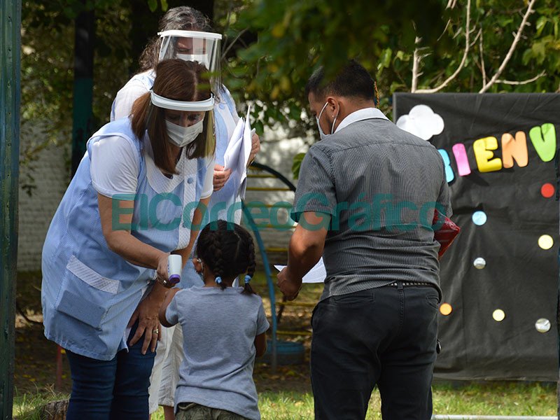 Cagliardi se paseo con Queyffer en el Jardin N°