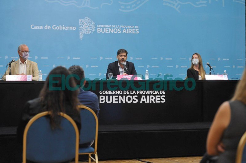 Bianco: “No vamos a dejar de vacunar en ningún momento” Conferencia Informe Epidemiologioco PBA 2
