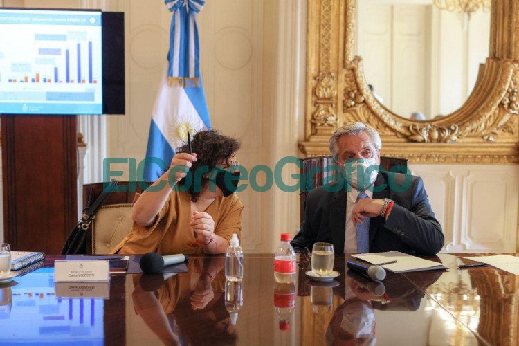 El Presidente encabezo la reunion del Comite de Vacunacion contra el coronavirus 1