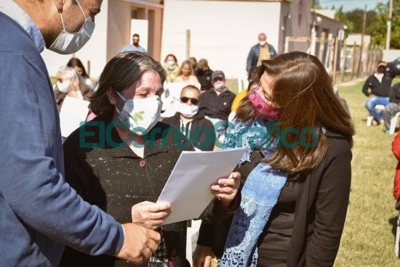 Se entregó 1.740 títulos de propiedad en 17 municipios bonaerenses Escrituras en 9 de Julio 2