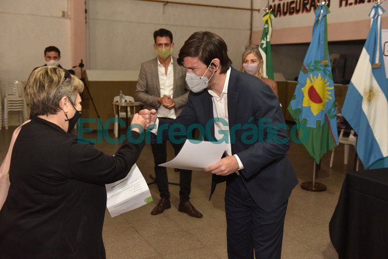 Se entregó 1.740 títulos de propiedad en 17 municipios bonaerenses Escrituras en Carlos Casares 3
