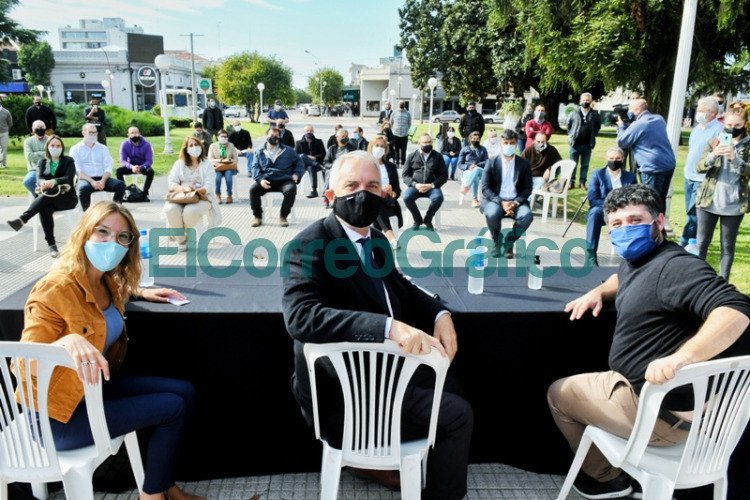 Se entregó 1.740 títulos de propiedad en 17 municipios bonaerenses Escrituras en Chacabuco 6