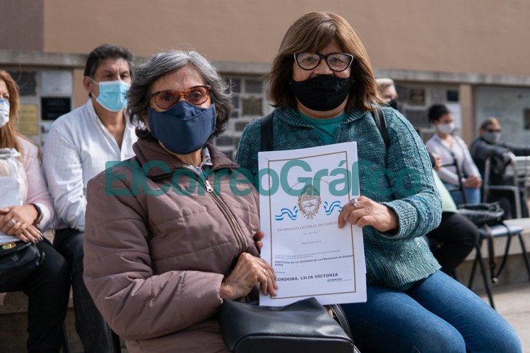 Se entregó 1.740 títulos de propiedad en 17 municipios bonaerenses Escrituras en General Viamonte 2