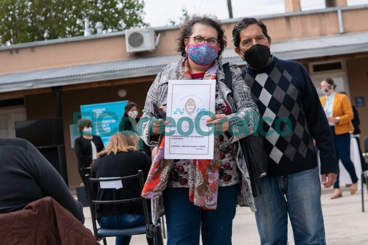 Se entregó 1.740 títulos de propiedad en 17 municipios bonaerenses Escrituras en General Viamonte 3