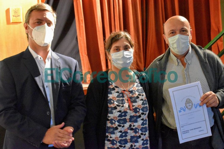 Se entregó 1.740 títulos de propiedad en 17 municipios bonaerenses Escrituras en Rivadavia 1