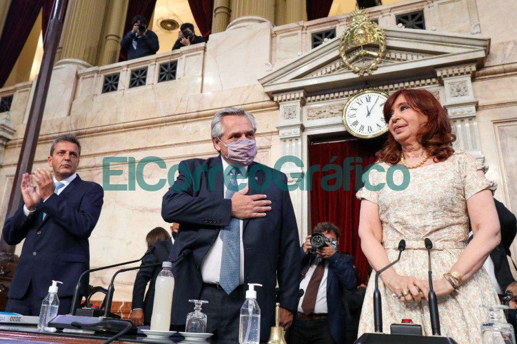 Fernandez anuncio que denunciara al gobierno de Macri y que se limitara el poder de la Corte Suprema