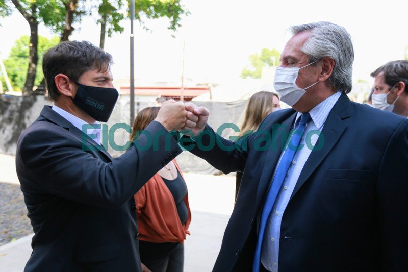Fernandez y Kicillof inauguraron el nuevo edificio de un instituto de formacion docente 2