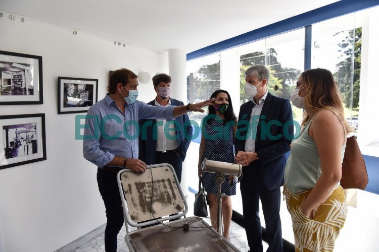 Garro recorrió la Casa Curutchet con el embajador de Suiza, Heinrich Schellenberg Garro recorrio la Casa Curutchet con el embajador de Suiza Heinrich Schellenberg 1