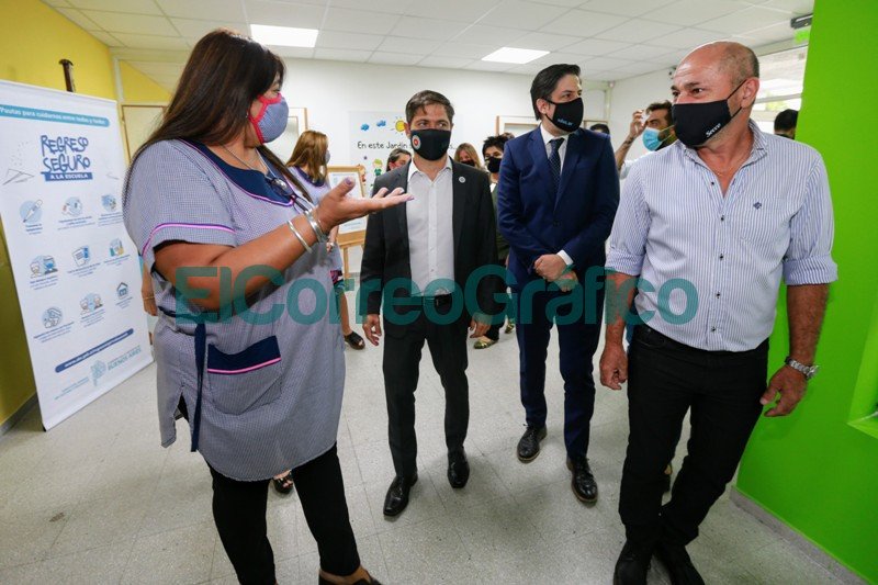 Kicillof Trotta y Vila inauguraron el ciclo lectivo en la Ensenada de Secco