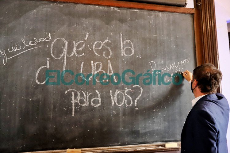 Kicillof participo del acto por el bicentenario de la UBA 2