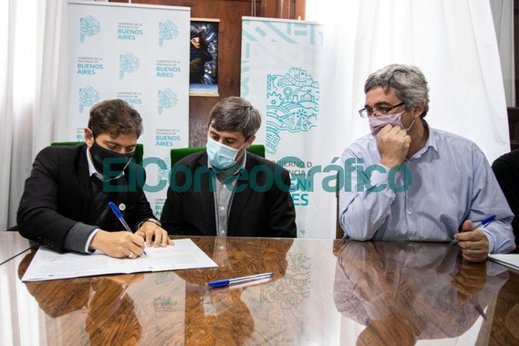 Kicillof visito un operativo de vacunacion y encabezo una reunion de gabinete 2