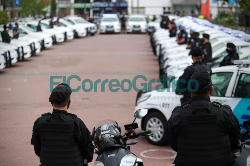Kicillof y Mussi pusieron en funcionamiento nuevos patrulleros en Berazategui 5