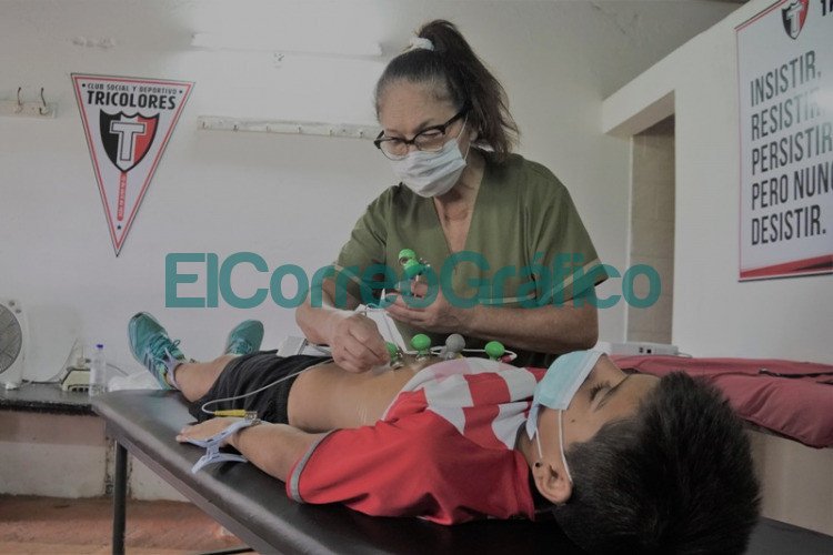 Mas de 1500 ninos y adolescentes de clubes barriales ya recibieron chequeos medicos gratuitos 1