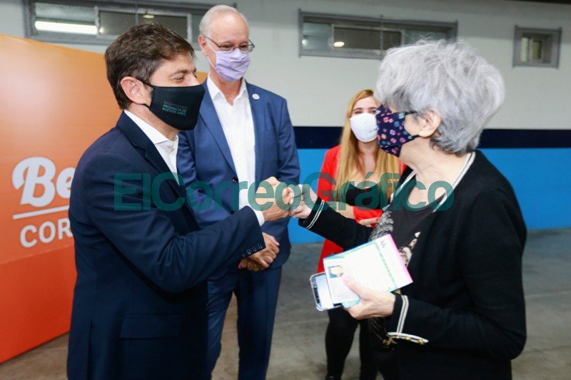 Kicillof y Mussi pusieron en funcionamiento nuevos patrulleros en Berazategui Vacunatorio COVID 19 Berazategui 2