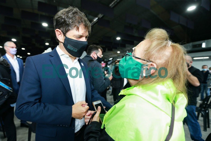 Kicillof y Mussi pusieron en funcionamiento nuevos patrulleros en Berazategui Vacunatorio COVID 19 Berazategui 5