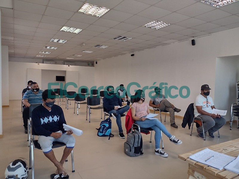 Capacitacion a extranjeros para tramitar el carnet de conducir 1