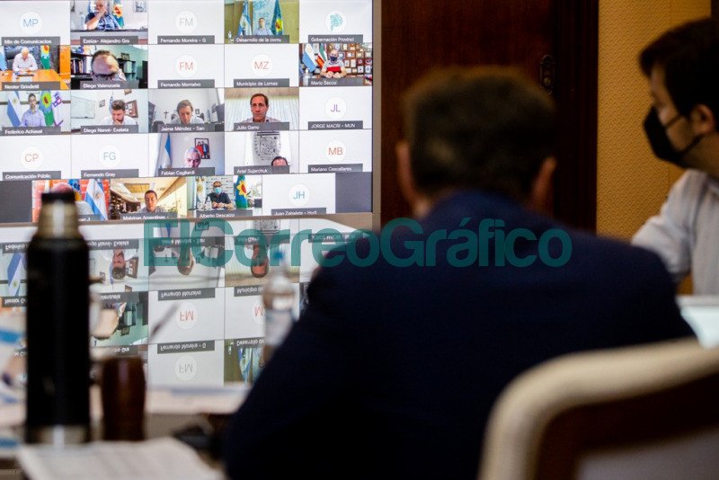 Kicillof se reunió con intendentes del Área Metropolitana Kicillof se reunio con intendentes del Area Metropolitana 3