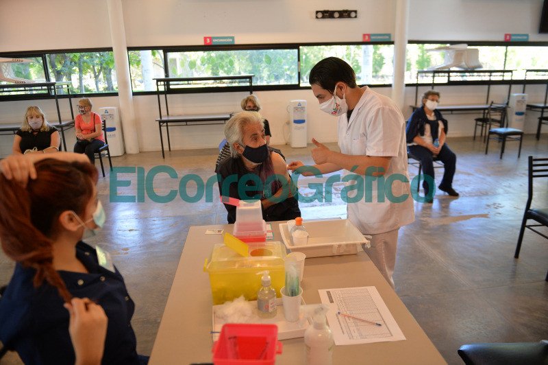 La Provincia avanza con la inmunizacion de los grupos de riesgo 4