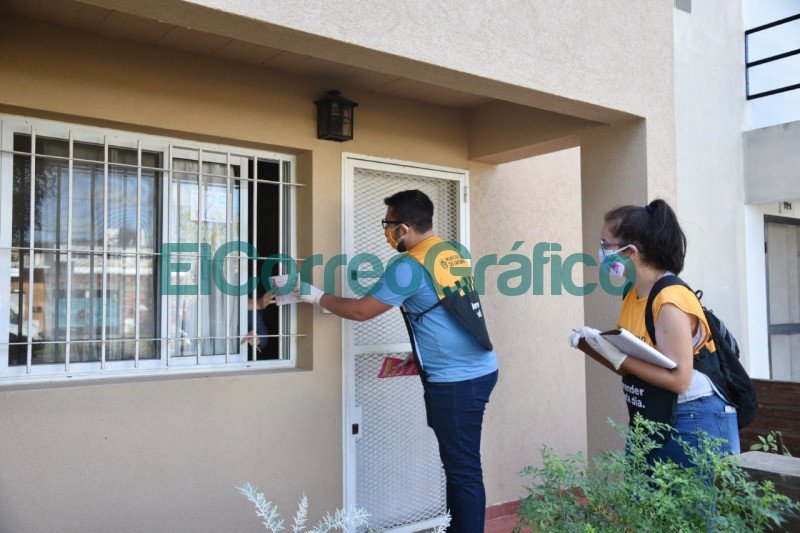 Mas de un centenar de vecinos fueron testeados tras intervencion sanitaria en Tolosa 2