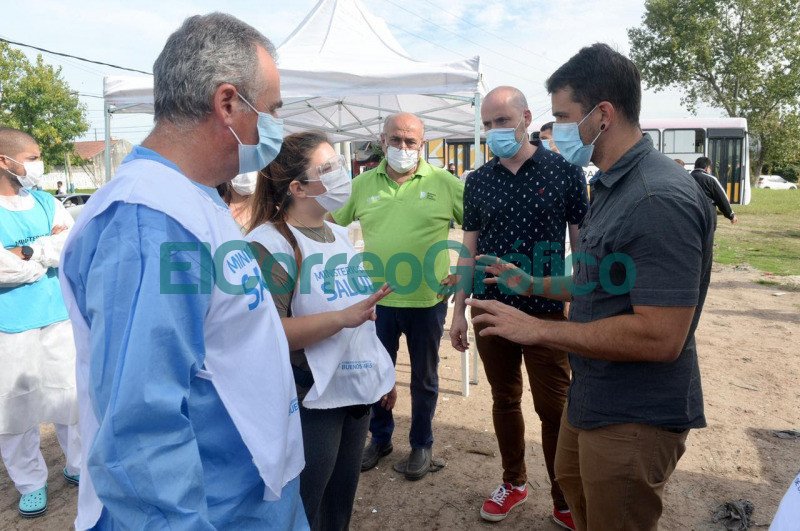 Montaron operativo de testeos en Villa Elvira para detectar casos de COVID 2
