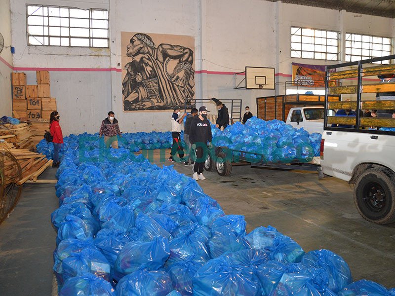 SAE Berisso entregaron 8.300 bolsones de alimentos 2