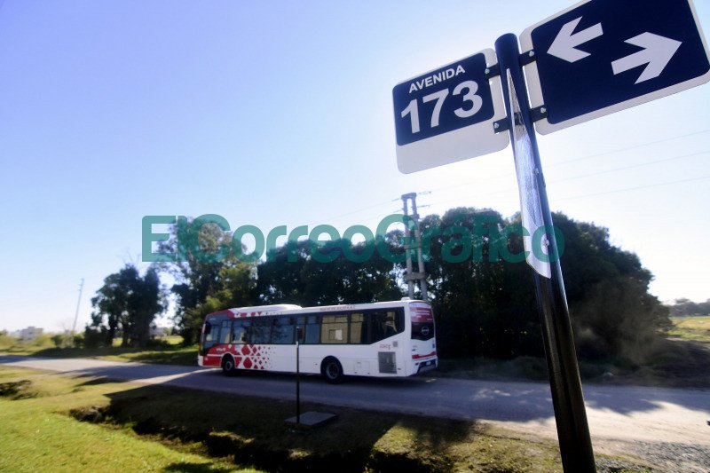 Garro inauguro un recorrido de micro entre El Gigante del Oeste y El Centinela 4