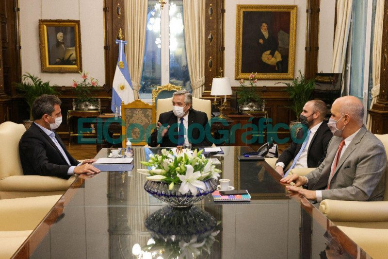 Alberto pidio una ley para corregir un error de la AFIP que endeudo a los monotributistas