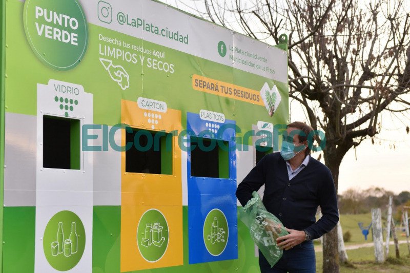 Garro inauguro un ‘Punto Verde en Gorina y pidio seguir avanzando hacia una ciudad mas ecologica 1