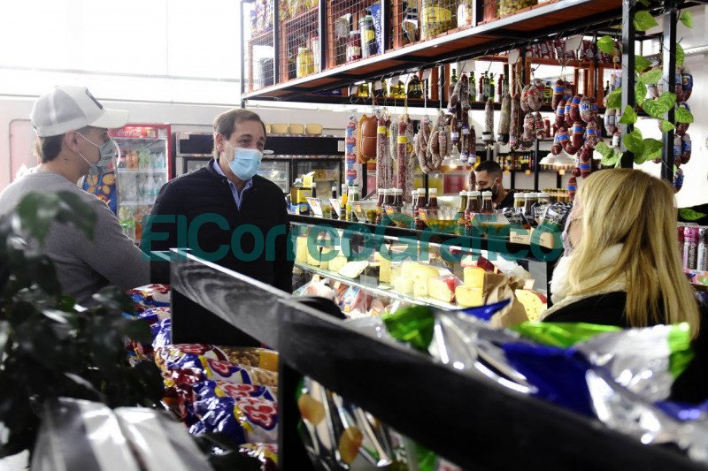 Garro recorrio el nuevo Mercado Diagonales 1