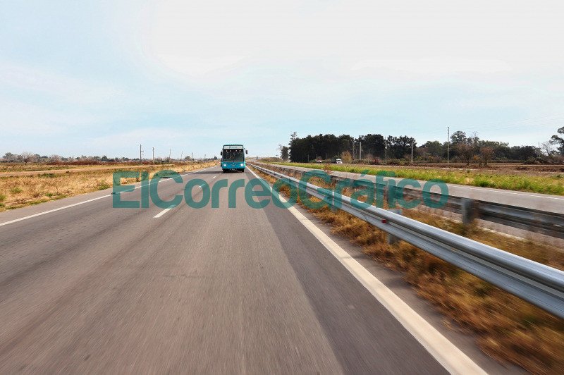 Kicillof y Katopodis recorrieron los avances de obra de la Autopista Presidente Perón Kicillof y Katopodis recorrieron los avances de obra de la Autopista Presidente Peron 4