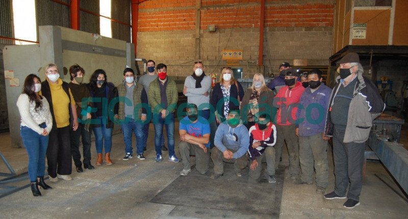 El programa “Manos a la Obra” financiará a una cooperativa ambiental de Ensenada El programa Manos a la Obra financiara a una cooperativa ambiental de Ensenada
