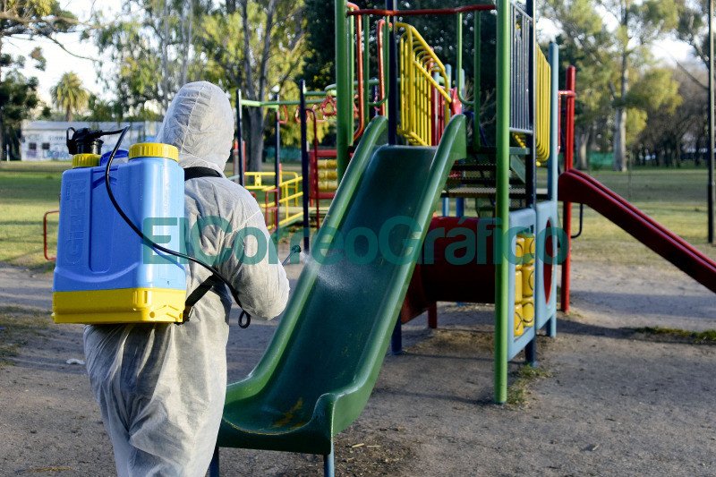 Operativos de limpieza y desinfección en espacios públicos Operativos de limpieza y desinfeccion en espacios publicos 2