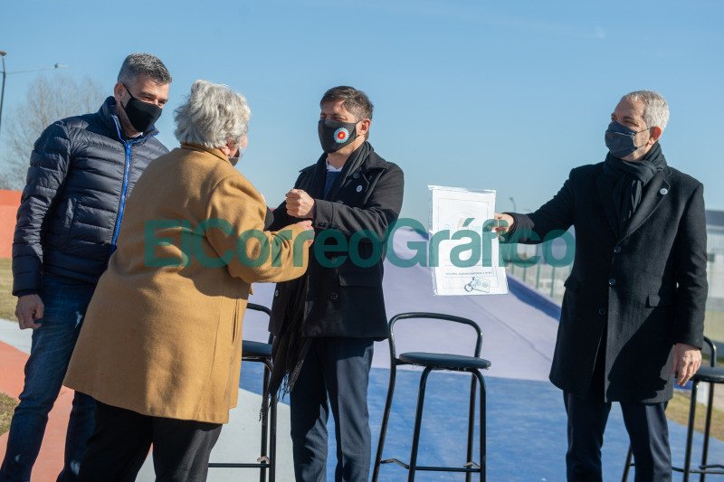 Provincia entrego 8.000 escrituras a familias bonaerenses 5